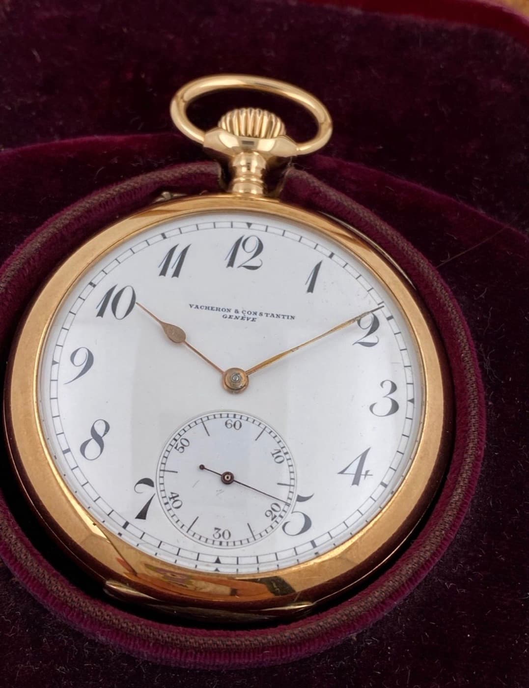 Antike Goldtaschenuhr von Vacheron & Constantin mit Emailzifferblatt aus unserem Bestand