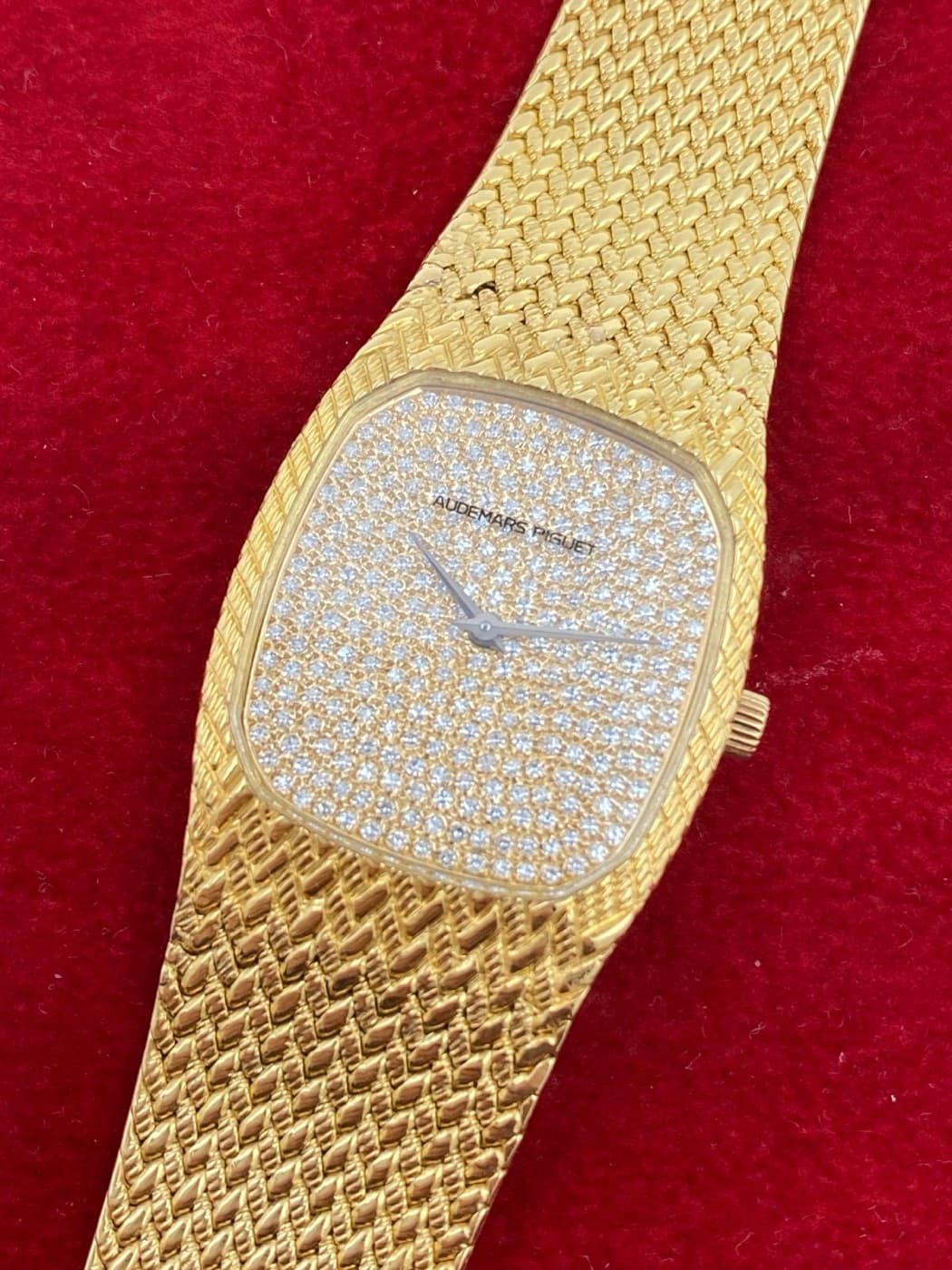 Audemars Piguet „Cobra“ (Gelbgold) – Ansicht 2
