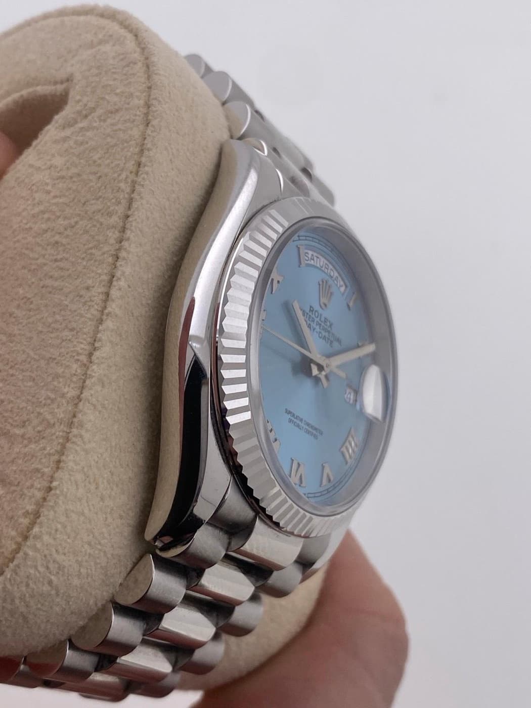Rolex Day-Date 36 “Ice Blue” Platinum (6/2024) – View 7