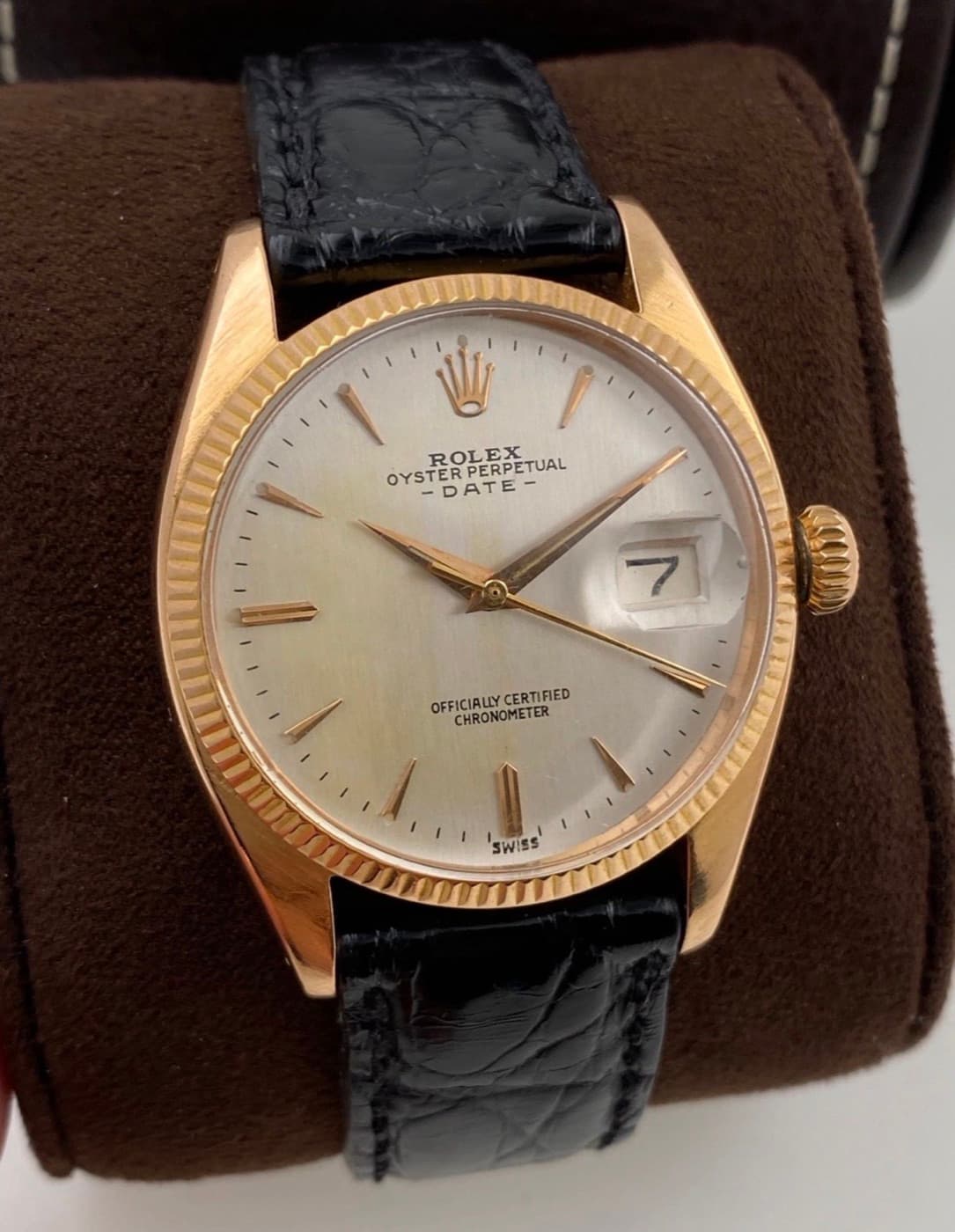 Rolex Oyster Perpetual Date (rose gold)